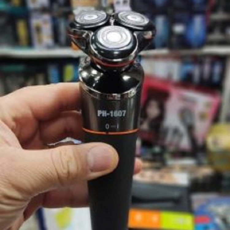 ریش تراش سه تیغ فیلیپس چهار کاره مدل PH-1607
